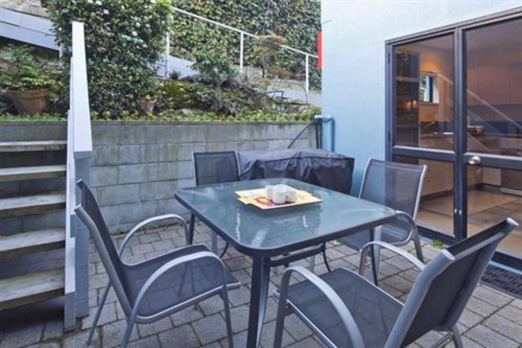 At Spinnaker Bay Aparthotel Queenstown