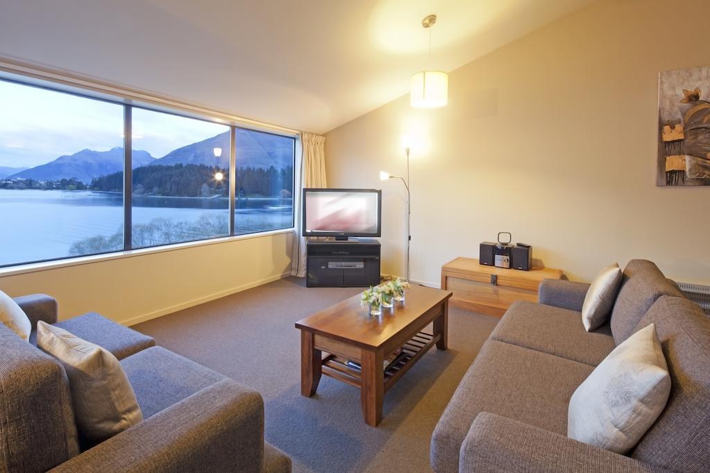 At Spinnaker Bay 4*